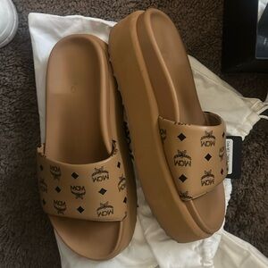 Mcm platform sandals. Size 9